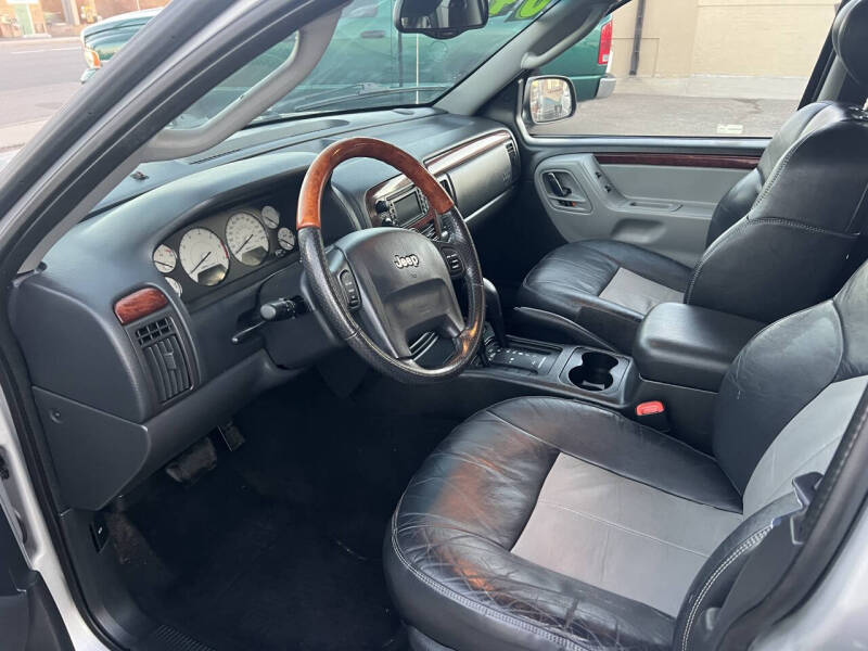 2004 Jeep Grand Cherokee Overland