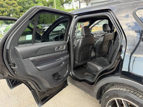 2018 Ford Explorer Sport
