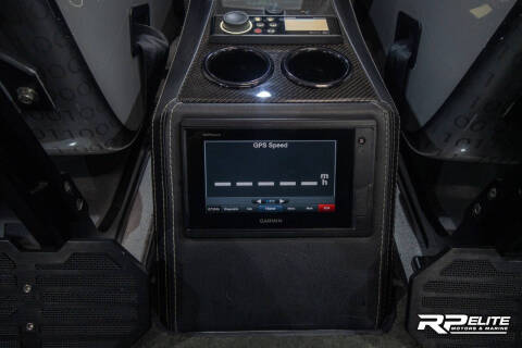 2019 Outerlimits SV43