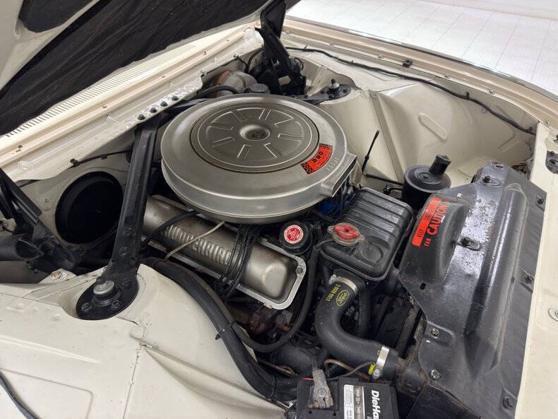 1961 Ford Thunderbird