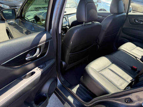 2016 Nissan Rogue SL