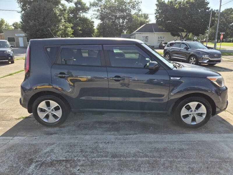 2016 Kia Soul +