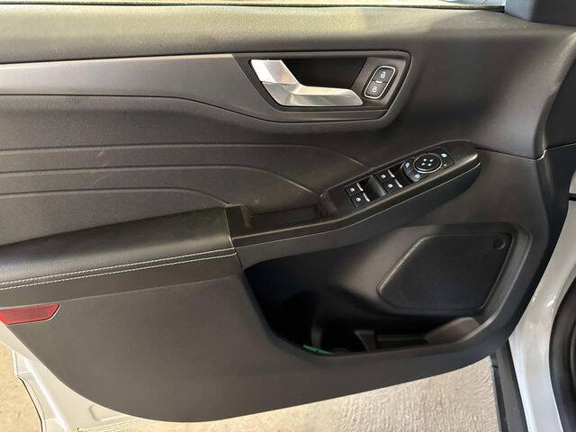 2025 Ford Escape Plug-In Hybrid PHEV