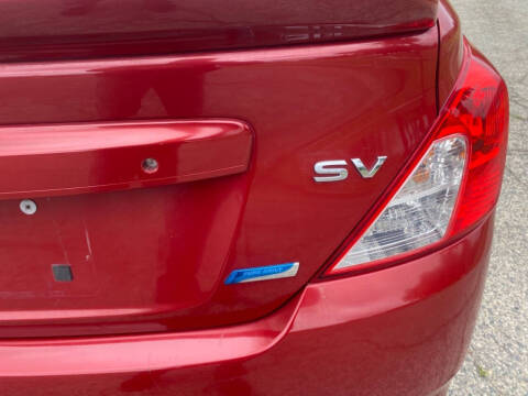 2015 Nissan Versa 1.6 SV