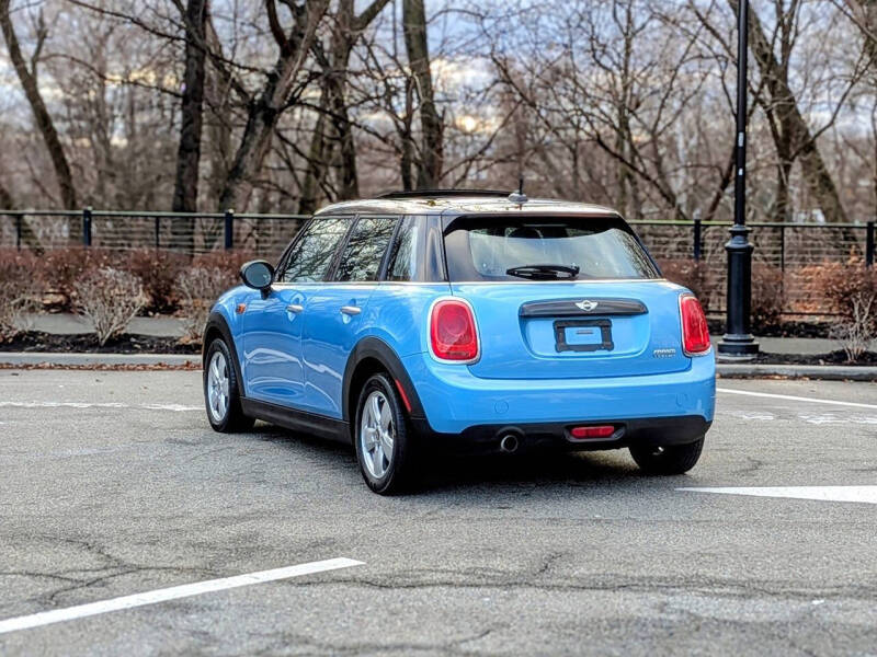 2016 MINI Hardtop 4 Door Cooper