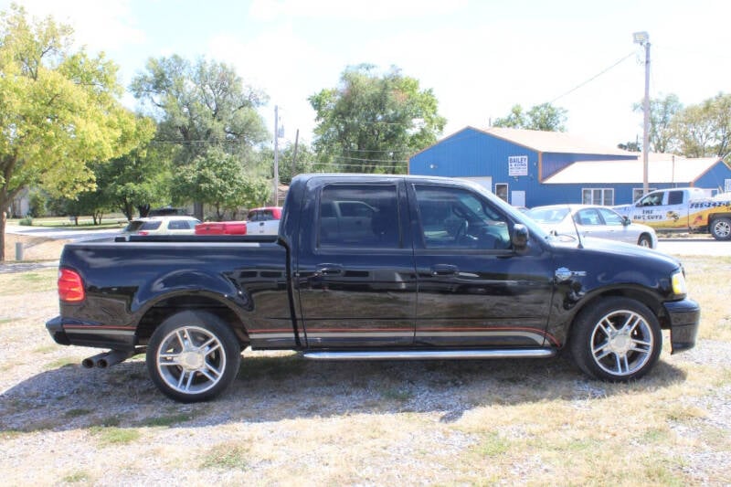 2001 Ford F-150 Harley Davidson photo 4