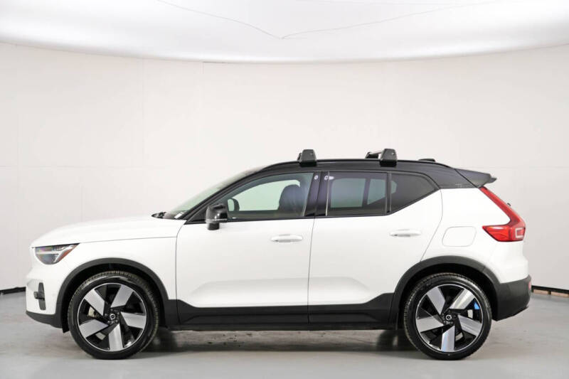 2024 Volvo XC40 Recharge Twin Plus