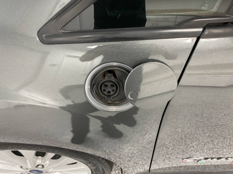 2017 Ford C-MAX Energi SE