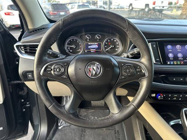 2020 Buick Enclave Essence