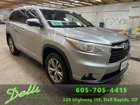 2015 Toyota Highlander for sale at Dells Auto in Dell Rapids SD
