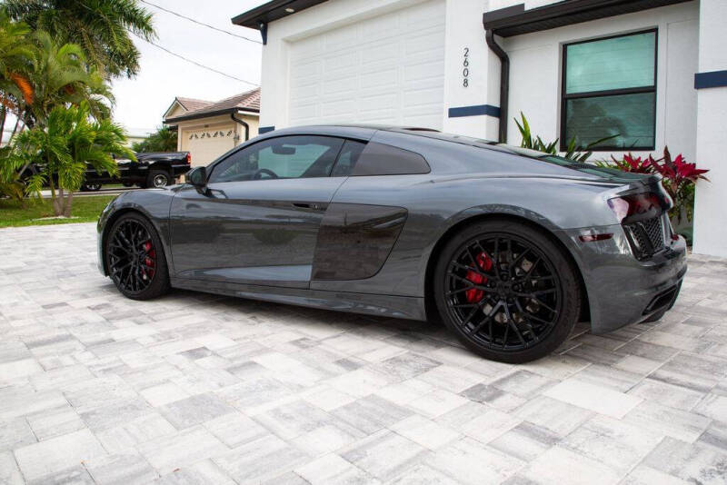 2017 Audi R8 5.2 quattro V10