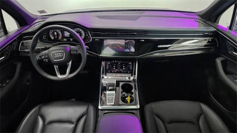 2025 Audi Q7 quattro Premium 45 TFSI