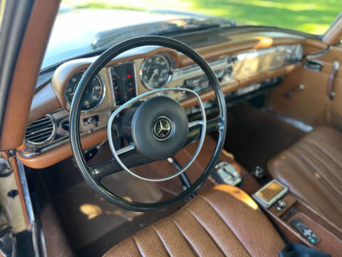 1971 Mercedes-Benz 280-Class
