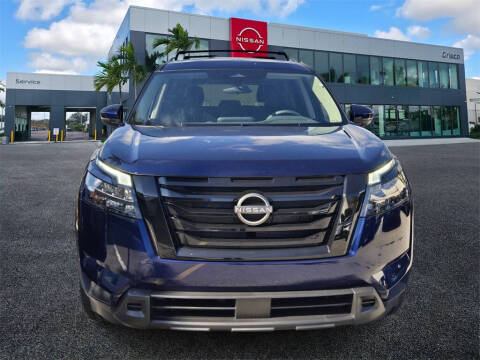 2025 Nissan Pathfinder SV