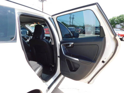 2016 Volvo XC60 T5 Drive-E