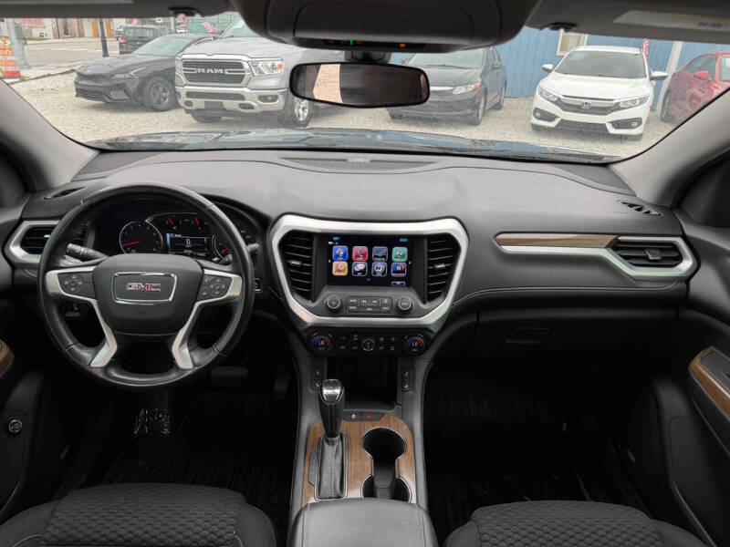 2019 GMC Acadia SLE-2