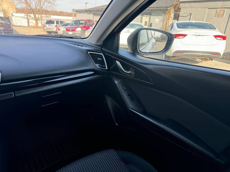 2016 Mazda MAZDA3 i Touring