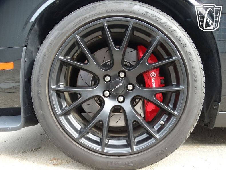 2015 Dodge Challenger SRT Hellcat