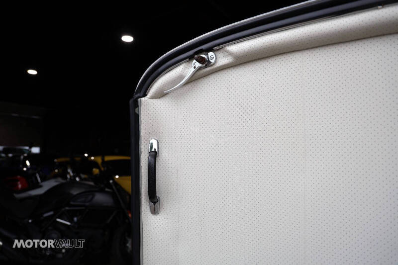 1969 Mercedes-Benz 280-Class