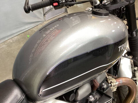 2020 Triumph Speed Twin 1200 Silver Ice/Sto