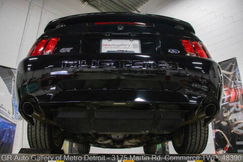 2004 Ford Mustang GT Deluxe