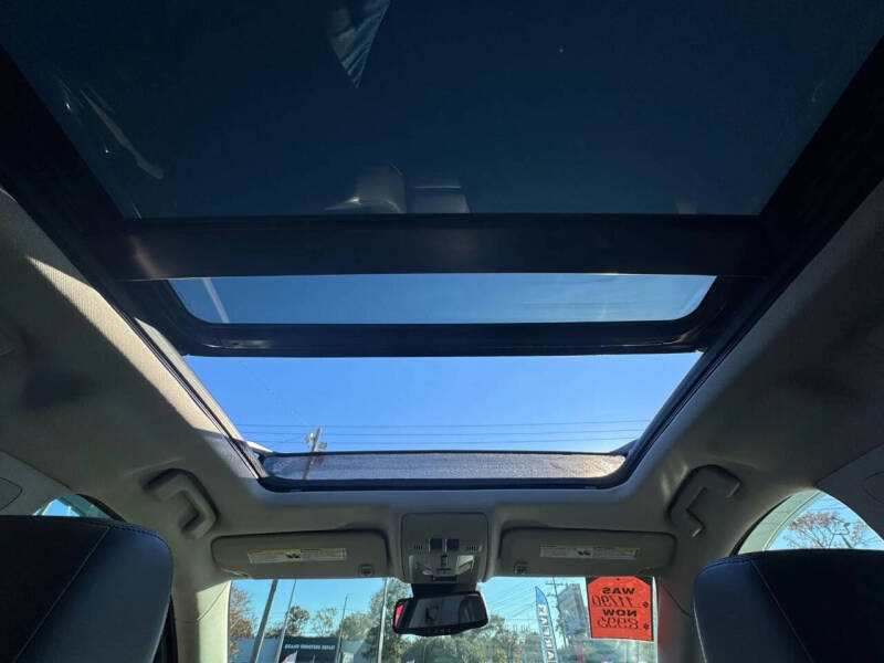 2011 Cadillac SRX Luxury Collection