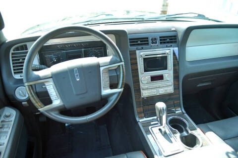 2009 Lincoln Navigator L