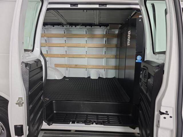 2024 GMC Savana 2500