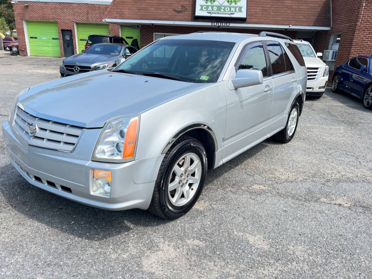 2009 Cadillac SRX for sale at CarZone & Auto Brokers in Newport News, VA