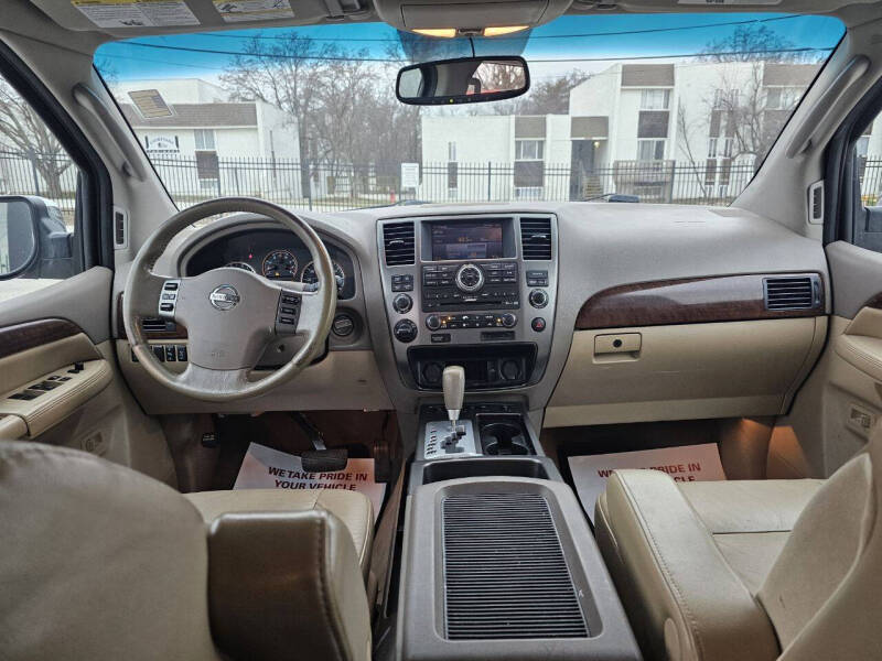 2011 Nissan Armada Platinum