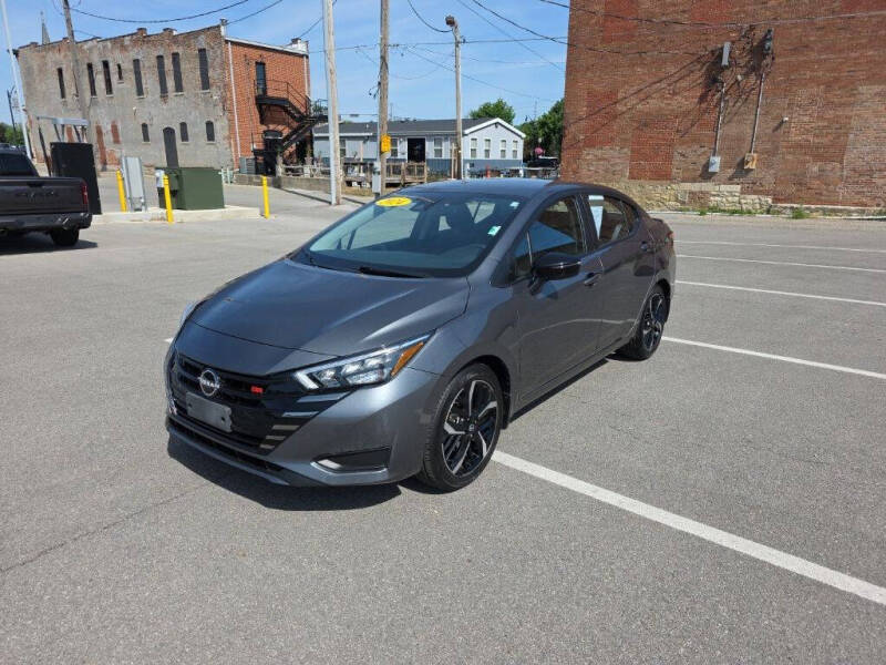 2024 Nissan Versa SR