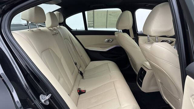 2022 BMW 3 Series 330i