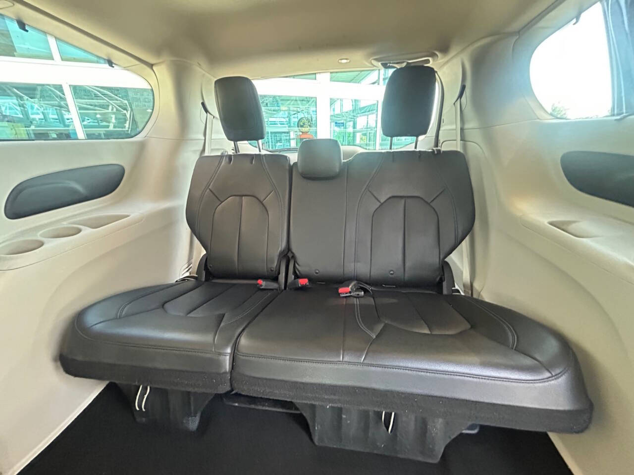 2021 Chrysler Pacifica 29