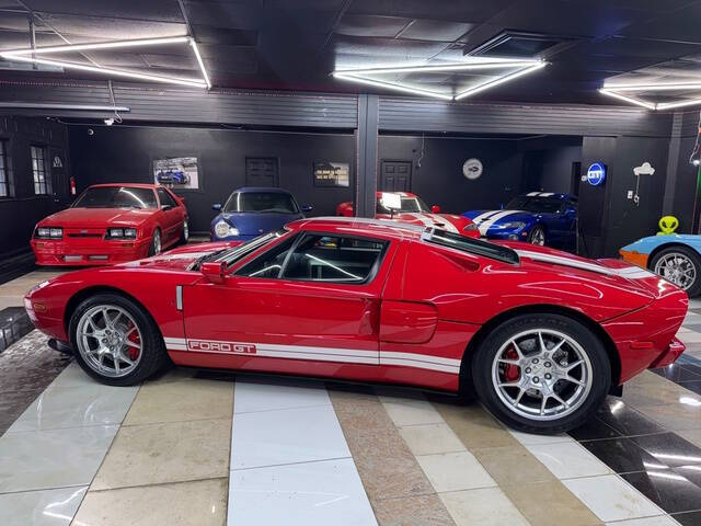 2005 Ford GT
