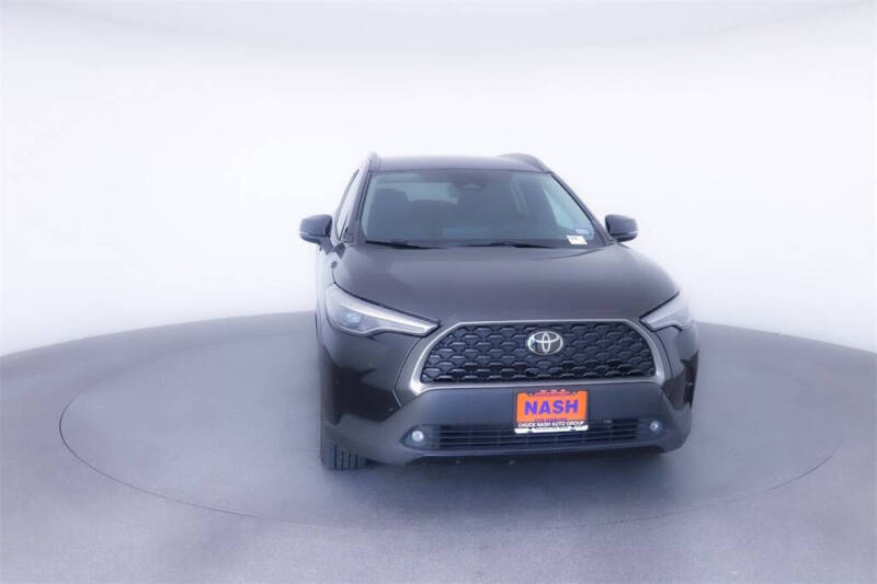 2024 Toyota Corolla Cross XLE