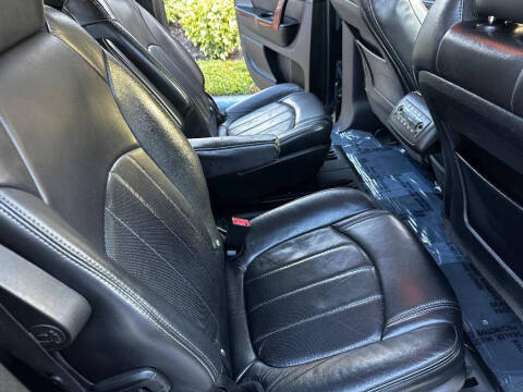 2013 Chevrolet Traverse LTZ