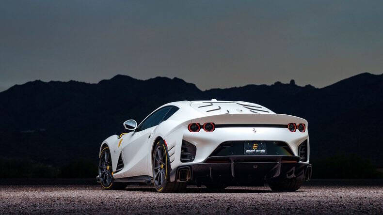 2022 Ferrari 812 Competizione