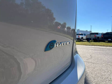 2017 Chrysler Pacifica Hybrid Platinum