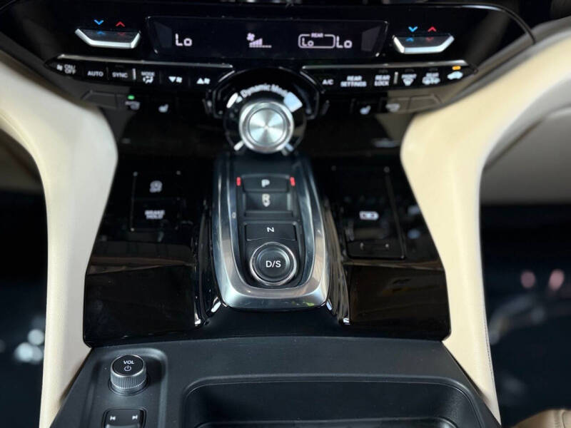 2025 Acura MDX SH-AWD w/Tech
