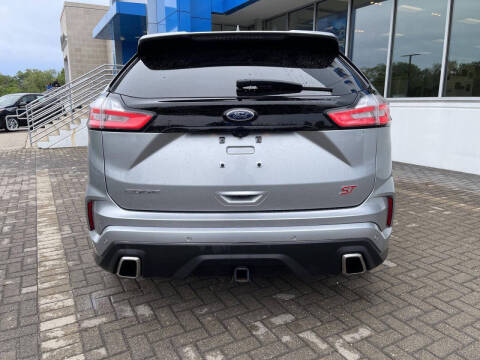 2020 Ford Edge ST
