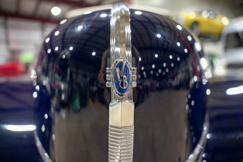 1941 Ford Super Deluxe