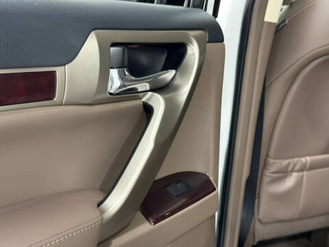 2017 Lexus GX 460
