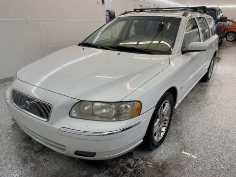 2006 Volvo V70 for sale at Twin Cities Auctions in Elk River MN