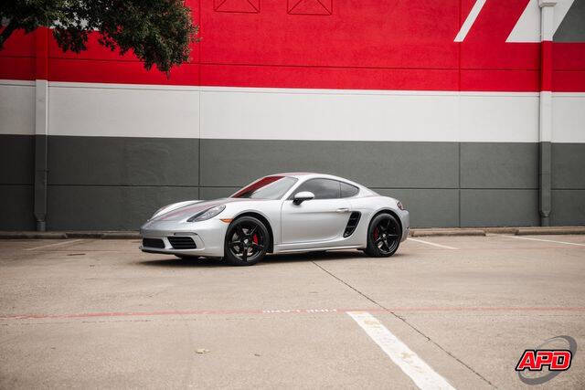2017 Porsche 718 Cayman