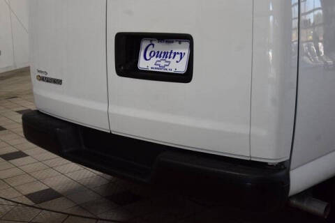 2025 Chevrolet Express LS 3500