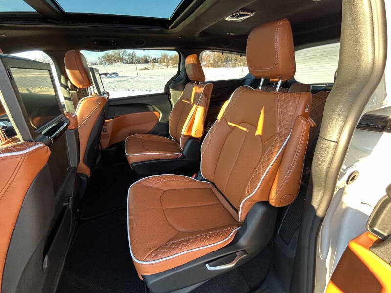 2026 Chrysler Pacifica Pinnacle