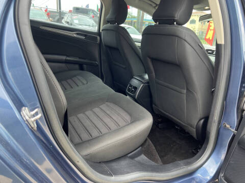2018 Ford Fusion SE