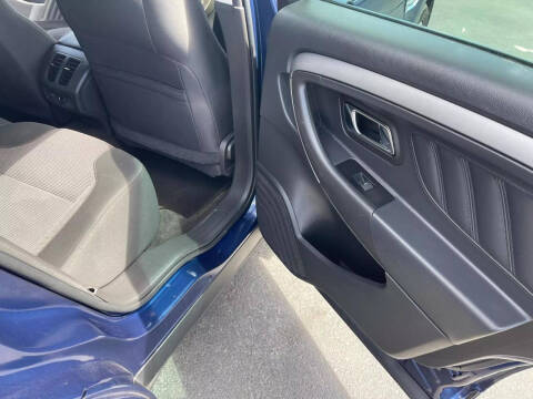 2012 Ford Taurus SEL