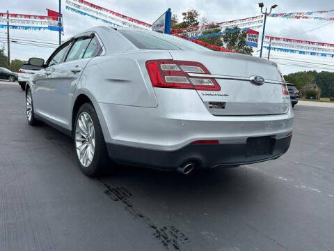 2018 Ford Taurus Limited