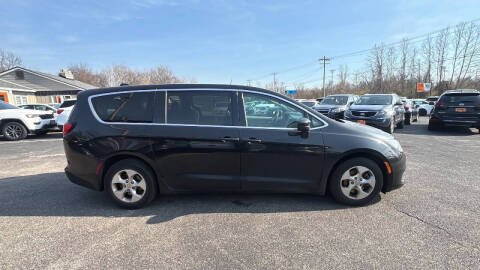 2017 Chrysler Pacifica LX